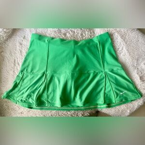 Nike FIT DRY tennis skirt with attached shorts pickleball skort medium